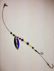 Iris Glow Single Blade Wire Harness with Shattered Glass backing