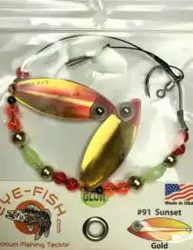 High-quality fishing lure with beads and hooks for freshwater fishing.